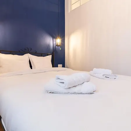 Center Retro Chic Kapana 2-bed