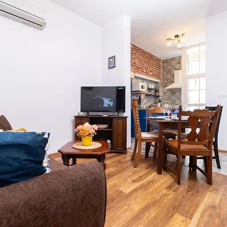 Lägenhet Center Retro Chic Kapana 2-bed *